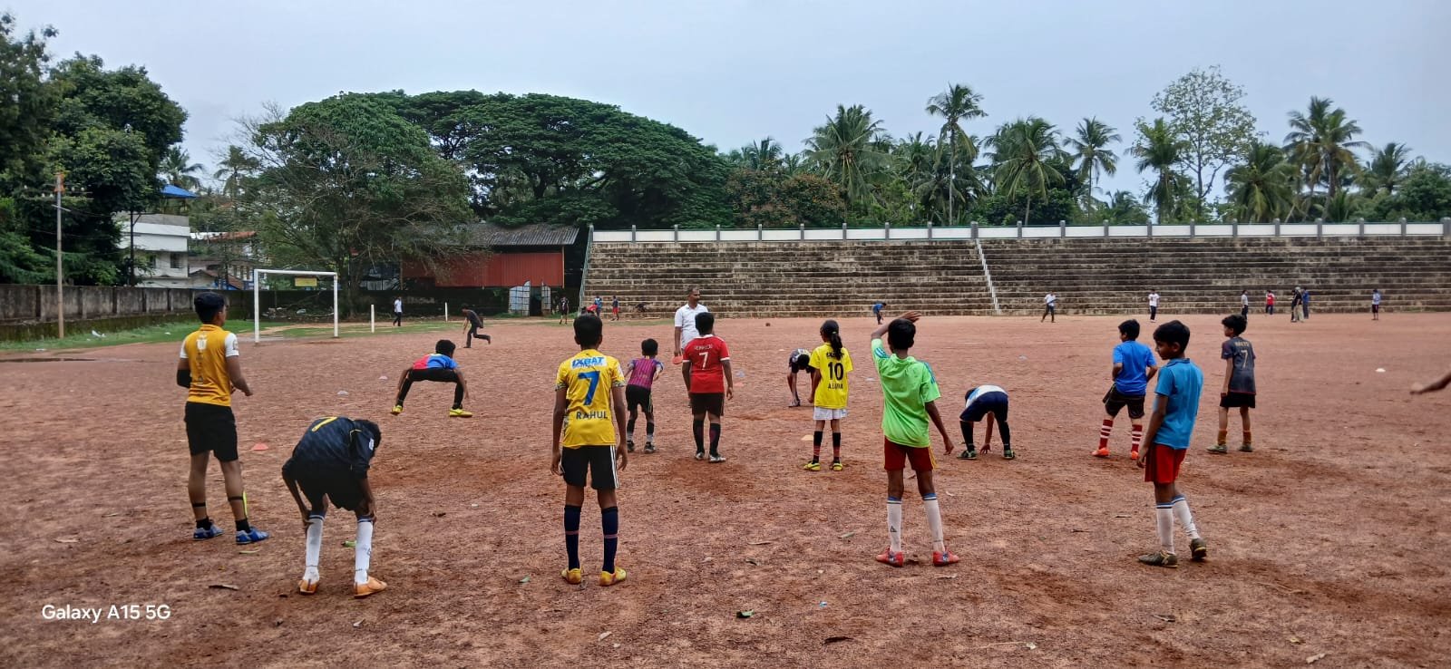 മൈതാനം തിരികെ പിടിക്കാൻ ജിവിഎച്ച്എസ് ഹയർ സെക്കണ്ടറി സ്കൂൾ മൈതാനം തിരികെ പിടിക്കാൻ ജിവിഎച്ച്എസ് ഹയർ സെക്കണ്ടറി സ്കൂൾ