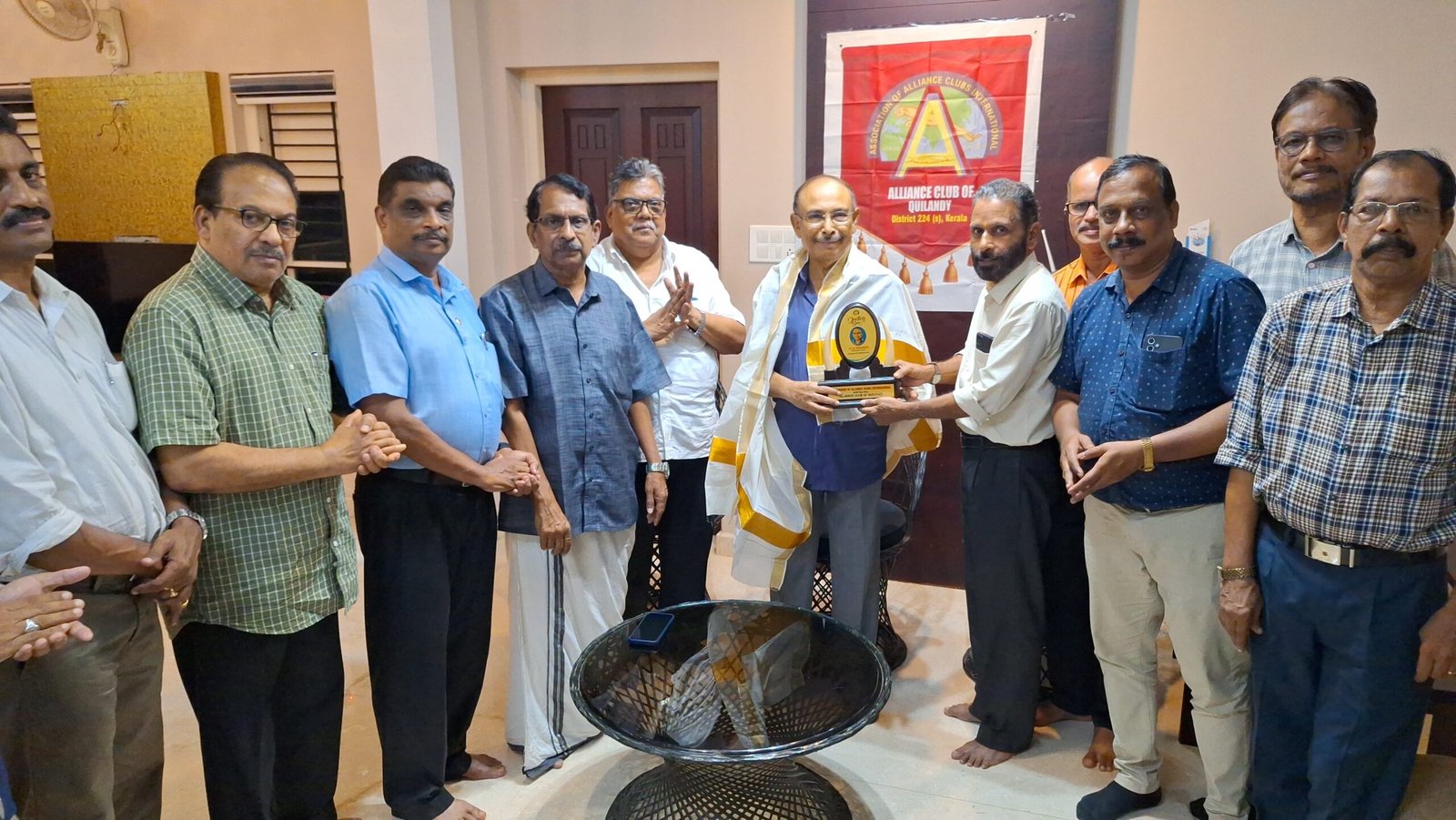 ഡോ. മുഹമ്മദിനെ ആദരിച്ചു ഡോ. മുഹമ്മദിനെ ആദരിച്ചു