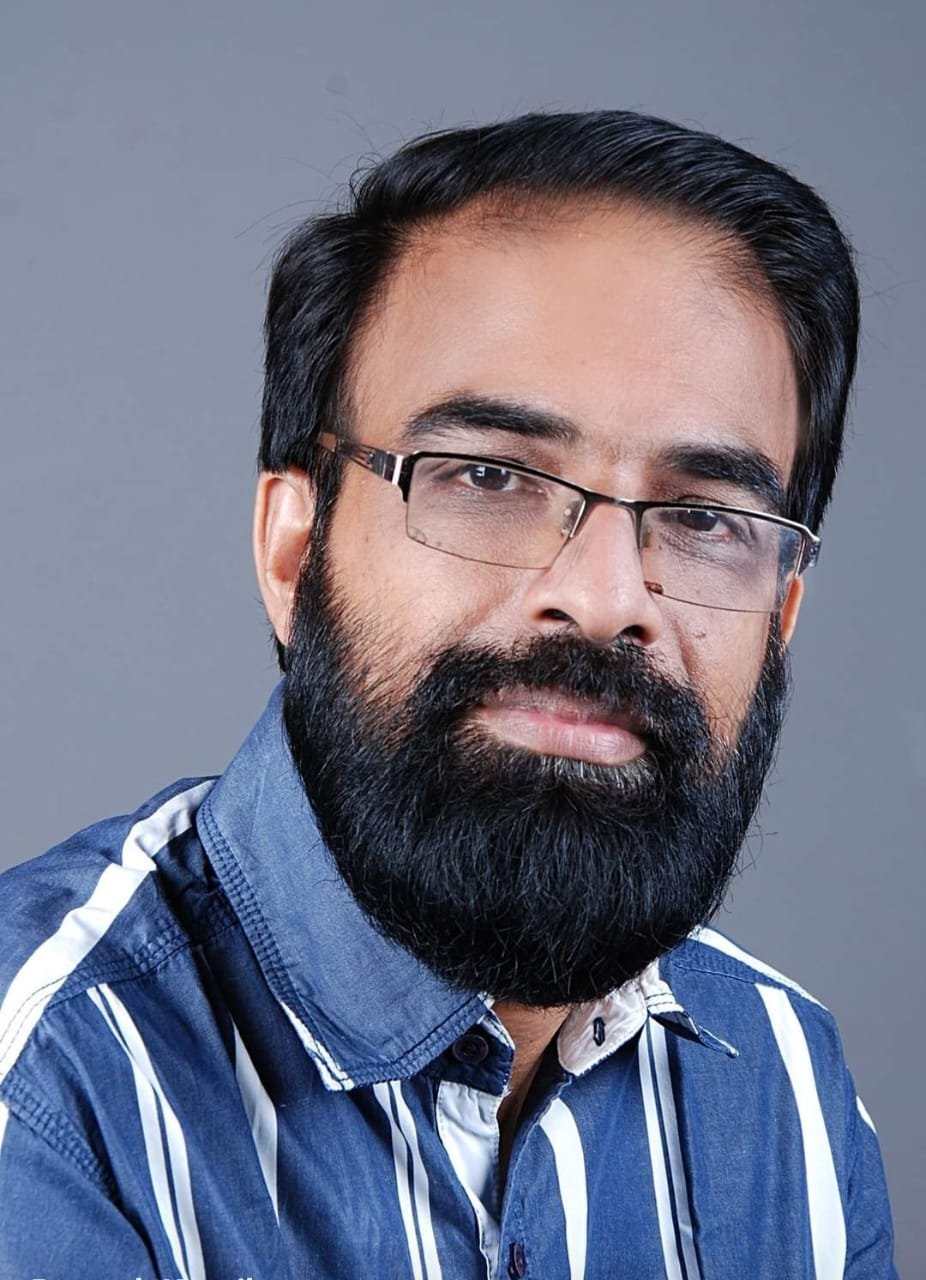 പൂർണ-ഉറൂബ് അവാർഡ് രമേശ് കാവിലിന്റെ ‘പാതിര’ യ്ക്ക് പൂർണ-ഉറൂബ് അവാർഡ് രമേശ് കാവിലിന്റെ ‘പാതിര’ യ്ക്ക്