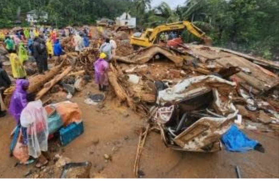 മുണ്ടക്കൈ ; മരണ സംഖ്യ 298; 206 പേർ ഇപ്പോഴും കാണാമറയത്ത് മുണ്ടക്കൈ ; മരണ സംഖ്യ 298; 206 പേർ ഇപ്പോഴും കാണാമറയത്ത്