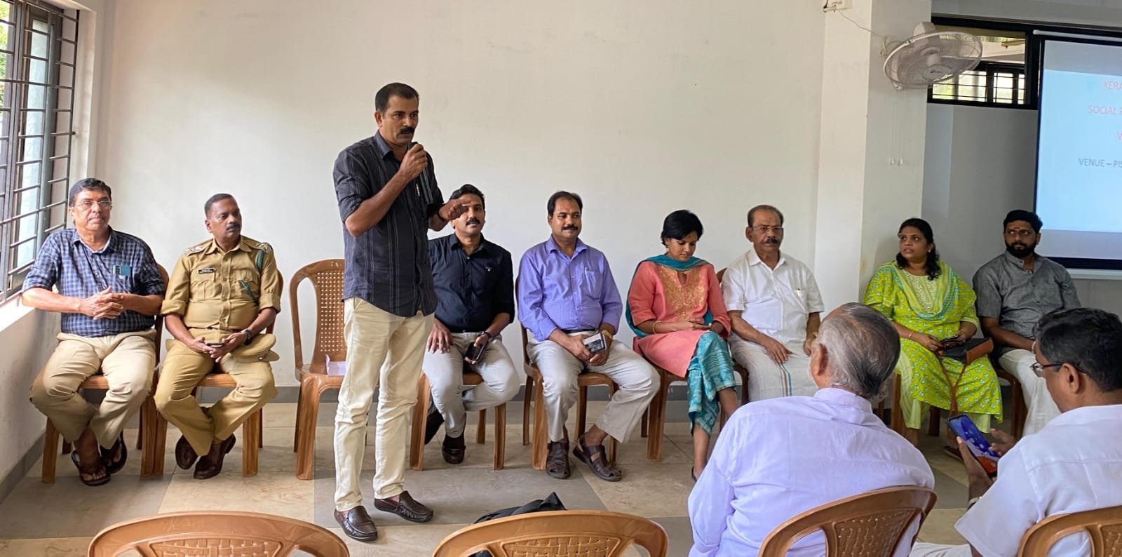പിഷാരികാവ് ക്ഷേത്രത്തില് ലോക ഗജദിനാചരണം ആചരിച്ചു പിഷാരികാവ് ക്ഷേത്രത്തില് ലോക ഗജദിനാചരണം ആചരിച്ചു