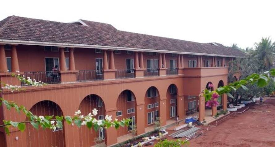വയനാടിന് താങ്ങായി മേമുണ്ട ഹയർ സെക്കൻഡറി സ്കൂൾ വയനാടിന് താങ്ങായി മേമുണ്ട ഹയർ സെക്കൻഡറി സ്കൂൾ