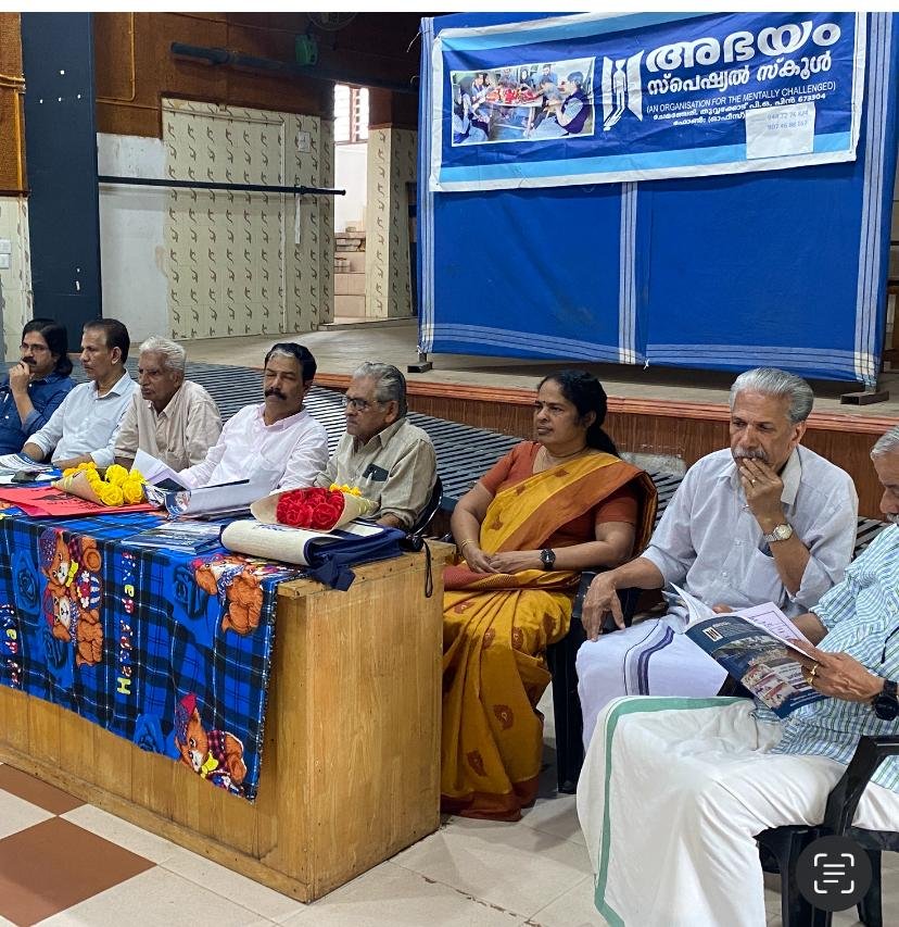 അഭയംസമൂഹത്തിന് മാതൃക-                    സതി കിഴക്കയിൽ