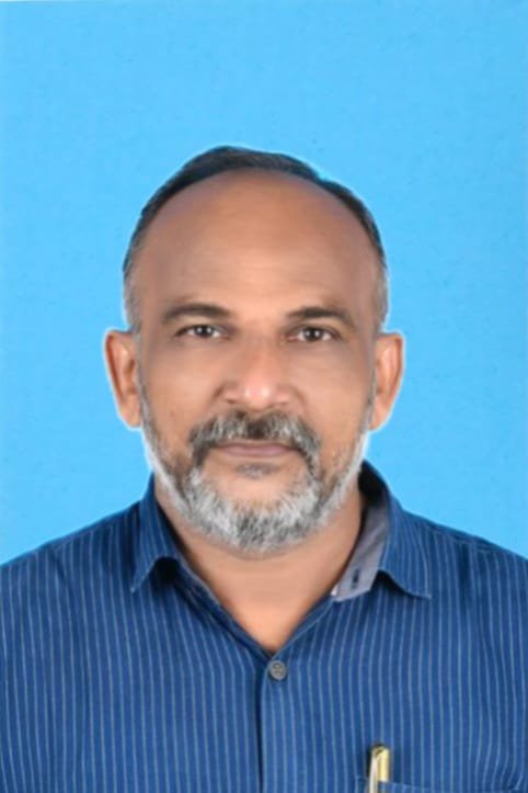 അതിരുകൾക്കപ്പുറം കത്തുന്ന തീയും നാട്ടിലെ ഭീതിയും അതിരുകൾക്കപ്പുറം കത്തുന്ന തീയും നാട്ടിലെ ഭീതിയും