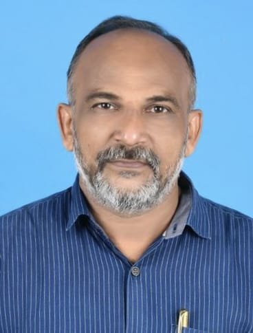 ഡോ എസ് രാധാകൃഷ്ണൻ ടീച്ചേർസ് അവാർഡ് നെല്ലിയോട്ട് ബഷീറിന്